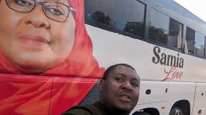 Thank you Jitolee Foundation for having me be a part of your project.  #KujitoleaNiMoyo #SamiaLove @cloudsfmtz @cloudstv @blackfox_models #Jitolee  @lakrome_company @samia_suluhu_hassan