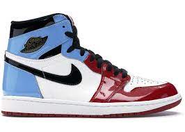 Le bleu représente l'équipe des tar heels et le rouge à celle des chicago bulls. Jordan 1 Retro High Fearless Unc Chicago Ck5666 100