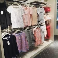 عرض خاص ف اويشو الاحساء مول Wardrobe Wardrobe Rack Stylish