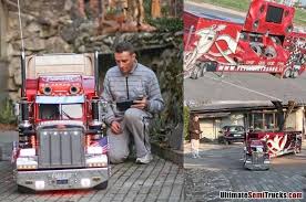 Unboxing & toy review of disney cars 3 gale beaufort semi truck 1:43 scale & cars3 remote control jackson storm 6 rc car2.4 ghz from disneystore. Radio Control Peterbilt 359 Model Truck Peterbilt 359 Big Trucks Peterbilt