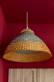 Un Lustre Plafonnier En Bambou Orange Et Bleu Pour Une Ambiance Authentique Lustre Gypsetter Plafonnier Bambou I Plafonnier Lustre Plafonnier Style Deco