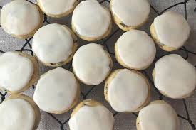 What is it about being cooped up inside that makes people want to pick up a bread pan or cookie sheet? 1 Egg Baking Recipes Australia S Best Recipes