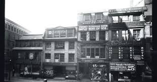 10 In 1904 Em The Boston Post Em An Engraving Company And A Tailor All Occupied These Buildings Betwe In 2020 Washington Street Going Out Of Business Old Photos