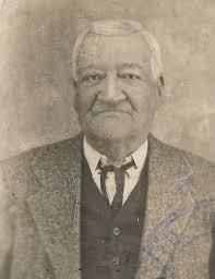 Was Ta-Te a common nickname for grandfather in Italian culture,  specifically for someone named Gaetano from Giovinazzo, Bari?