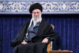 Leader of Islamic Revolution meets people from East Azarbaijan province