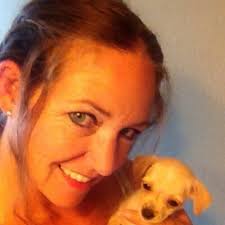 Michelle Hooker (@michellerhooker)