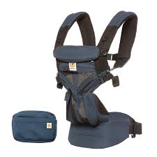 Paparazzi snaps of meghan taking a hike with her dogs and baby archie, who is snoozing away in a baby carrier. Meghan Markle S Baby Carrier Is On Sale For Cyber Monday At Amazon People Com