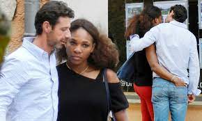Who is the tennis coach of serena williams wife? Serena Williams Pictured Getting Cosy With Her French Tennis Coach Patrick Mouratoglou Daily Mail Online