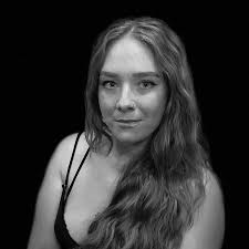 THE MEMORY BOX by Laura King