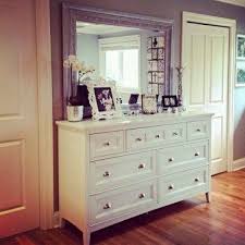 Simple Yet Stylish Ikea Hemnes Dresser Ideas For Your Home 05 Dresser Decor Bedroom Home Interior
