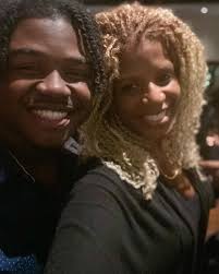 Toyia Denise (@toyiadenise) • Facebook