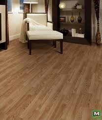 Tarkett Occasions Creston Oak Laminate Flooring Provides A Warm And Inviting Atmosphere Suitable For Any D Oak Laminate Oak Laminate Flooring Home Remodeling