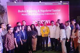Adapun adab berbuka puasa yaitu sebagai banyak para remaja berkeliling bersama sambil menunggu adzan maghrib. Doa Jelang Buka Puasa Di Kantor Golkar Untuk Jokowi