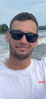 Jeannette Oliver's Instagram, Twitter & Facebook