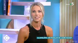 Julian alaphilippe attend la naissance de son premier enfant dans quelques mois, a annoncé ce samedi 30 janvier sur les réseaux sociaux le champion du. Tour De France Comment Marion Rousse Parvient A Commenter Les Performances De Son Compagnon Julian Alaphilippe