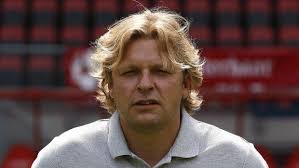 Cuenta con 36 ligas y 18 equipos cada liga aproximadamente. Youri Mulder Alchetron The Free Social Encyclopedia