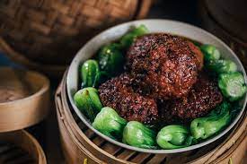 Lion S Head Meatballs Destination Flavour Recipes Sbs Food Recipes Food Sbs Food