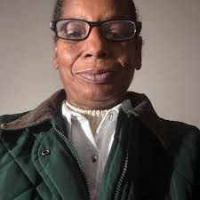 Sharing something I think it was funny. One night I was in my bed room in  my old house. And it was something about that ceiling fan. I established a  conversation prayer