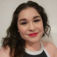 Hope Lopez's Instagram, Twitter & Facebook