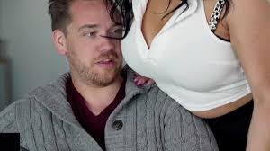 Azar İfşa: 15 Yaşındaki Bakire Kızların Çarpıcı Seks İçerikleri