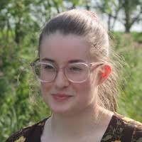 Lydia Mahan's Instagram, Twitter & Facebook