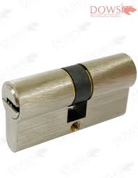 Gagang pintu kend dibuat dari stainless steel sus 304 sehingga tidak mudah berkarat dan cocok untuk rumah/bangunan dengan kelembaban atau zat garam yang tinggi seperti daerah pantai. Harga Handle Pintu Merk Kend Dan Harga Kunci Pintu Merk Solid Di Bandar Lampung By Dows Kunci Jualhandlepinturumah Medium