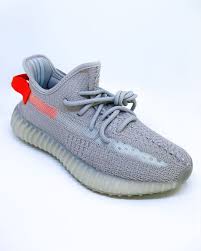 Behind The Scenes By Sallyssneakers Yeezy Yeezy Shoes Yeezy Boost 350