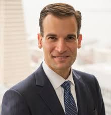 Andrew Gall's Instagram, Twitter & Facebook