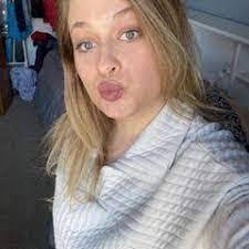 Anjanette Rowland's Instagram, Twitter & Facebook