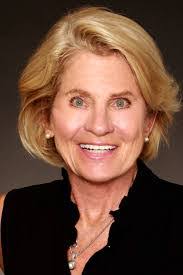 Hillary Masters's Instagram, Twitter & Facebook