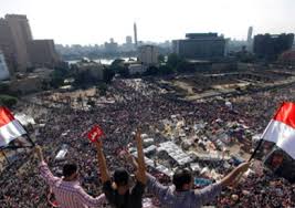 هي ثورة اتعملت يوم 30 من يونيه 2013 في عدد كبير من محافظات مصر ضد ( محمد مرسي ) و نزل ملايين من الشعب و عزلوا ( محمد مرسي ) من حكم مصر بمساعدة وزير الدفاع عبد الفتاح السيسي و الاحزاب و حركات المعارضة. ØªØ¹Ø±Ù Ø¹Ù„Ù‰ Ø£Ø¨Ø±Ø² Ø§Ù„ÙˆÙ‚Ø§Ø¦Ø¹ Ø§Ù„ØªÙŠ Ø£Ø¯Øª Ø¥Ù„Ù‰ Ø«ÙˆØ±Ø© 30 ÙŠÙˆÙ†ÙŠÙˆ Ø¨ÙˆØ§Ø¨Ø© Ø§Ù„Ø´Ø±ÙˆÙ‚ Ù†Ø³Ø®Ø© Ø§Ù„Ù…ÙˆØ¨Ø§ÙŠÙ„