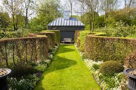 Den Garten Mit Hecken Gestalten Gartendesign Ideen Landschaftsdesign Garten Hecken