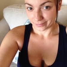 Stephanie Beardsley's Instagram, Twitter & Facebook