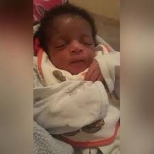 Manuela Wilson Abayomi 379 (@manuelawilson379)'s videos with Parabéns Para  Você