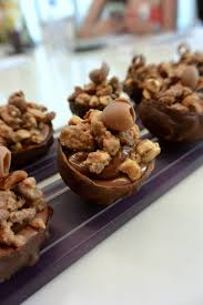 Mousse Au Chocolat Praline Realisee Par Marie Meunier Lors Du Cours Autour Du Tout Chocolat A La Michalak Masterclass Individual Desserts Desserts Food