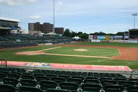 Long Island Ducks Baseball Affordable Family Fun On Long