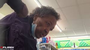 Ebony Granny BBC Flash Instore HD • Pornhex