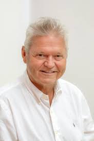 MR. Dr. Alfred Moser