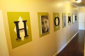 1001 Ideen Fur Langen Flur Gestalten Eine Grosse Herausforderung Flur Gestalten Schmaler Flur Gestalten Kleine Flurdekoration