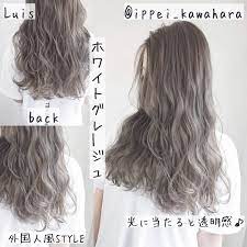 ホワイトグレージュ 画像は保存して カウンセリングでお使い下さいね カラーはベース作りがとても大事です 8 ヘアカラー シルバー 髪 カラー オンブレヘア