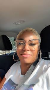 Putting my friend to work !! , #forcedlabor #atlantarealestateagent  #realtor #friends