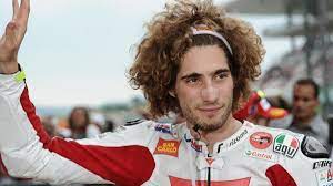 Marco simoncelli death at malaysia sepang 2011 rip tribute video. Kein Tag Wie Jeder Andere Motogp Pilot Marco Simoncelli Verungluckt Todlich Eurosport