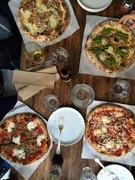 Nonavo Pizza In Downtown Vancouver Usa Seasonal Salad Pizza Cuisine