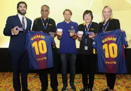 Key features of maybank fc barcelona visa signature card. Maybank Eyes 1pc Growth In Card Billings Market Share