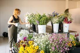 J r johnson wholesale floral. Episode 371 The Michigan Flower Growers Cooperative With Amanda Maurmann Of Gnome Grown Flower Farm And Alex Cacciari Of Seeley Farm Debra Prinzing