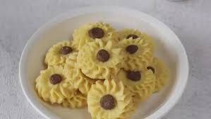 • mentega secukupnya utk mengolesi loyang • kuning telur. 5 Resep Kue Semprit Favorit Untuk Camilan Atau Ide Bisnis Rumahan Lifestyle Fimela Com