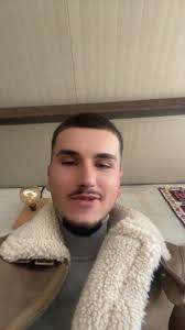 Shqiptarët në Botë: Një Perspektivë Globale