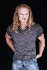Well, trace adkins's age is 59 years old as of today's date 5th april 2021 having been born on 13 january 1962. Ten Outrageous Things You Probably Didn T Know About Trace Adkins