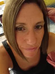 Hey ☺️ I am 20 and really want to get into life skating as a hobby however  I don't know where to start. I have a ring near me but they only