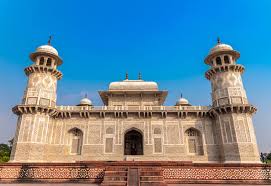 Apr 03, 2015 · constructing a treehouse in the image and likeness of the taj mahal, one of the seven wonders of the world, is by no means a simple venture. How To Visit The Taj Mahal Thrifty Nomads